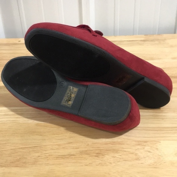 New WB Woman’s Journee Collection Cordell Flats - Picture 6 of 6